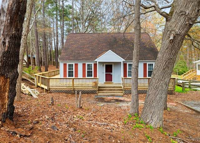 Property at 11112 Timonium Dr, Chester, VA 23831, 4 beds, 2 baths
