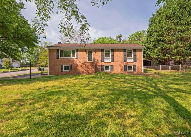 Property at 1520 Lee Ln, Hopewell, VA 23860, 4 beds, 1.5 baths