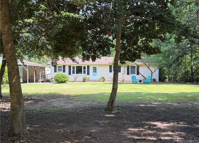 Property at 616 Long Point Ln, Topping, VA 23169, 2 beds, 2 baths