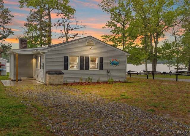 Property at 686 Shore Dr, Hartfield, VA 23071, 3 beds, 2 baths