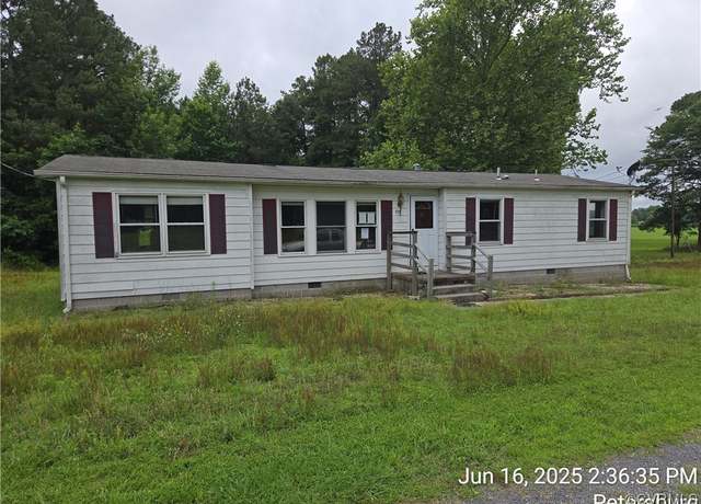 Property at 10129 Squirrel Level Rd, Dinwiddie, VA 23803, 2 beds, 2 baths
