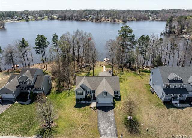 Property at 22281 Jordan Heights Dr, North Dinwiddie, VA 23803, 4 beds, 2 baths
