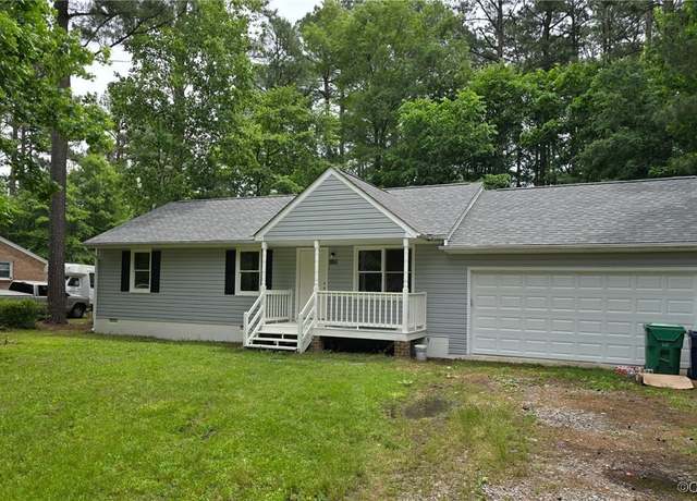 Property at 3137 Gordon Dr, Petersburg, VA 23805, 3 beds, 2 baths