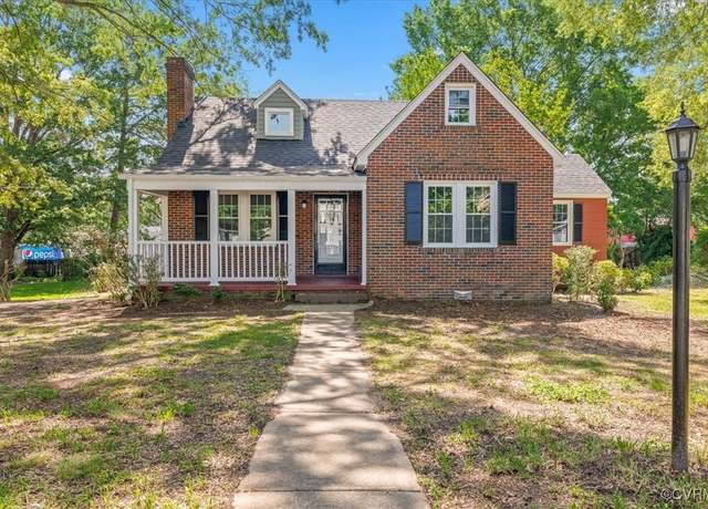 Property at 3004 Poplar St, Hopewell, VA 23860, 3 beds, 1.5 baths