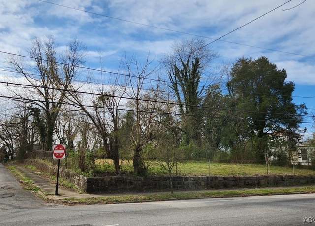 Property at 628 Washington St, Petersburg, VA 23803