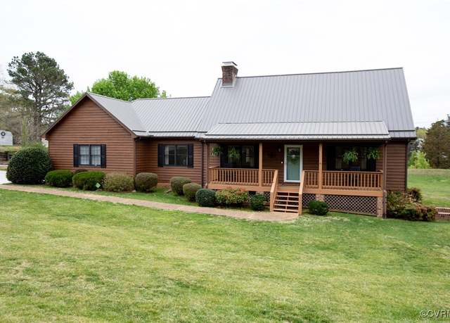 Property at 1101 Gilliam Dr, Farmville, VA 23901, 3 beds, 2.5 baths