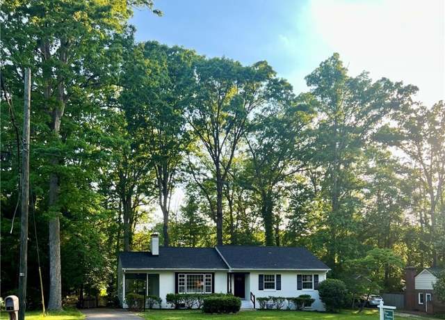 Property at 2700 Melbourne Dr, Richmond, VA 23225, 5 beds, 3 baths