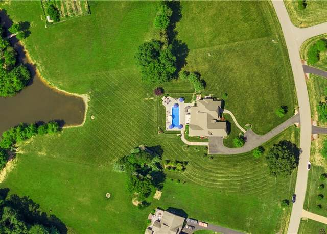 Property at 3397 Manor Oaks Dr, Powhatan, VA 23139, 4 beds, 5.5 baths
