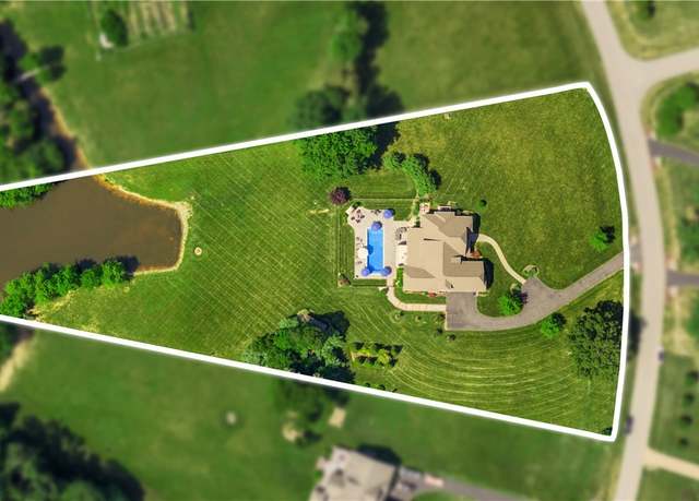 Property at 3397 Manor Oaks Dr, Powhatan, VA 23139, 4 beds, 5.5 baths