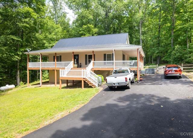Property at 1127 Johnson Run Rd, Emporia, VA 23847, 3 beds, 2 baths