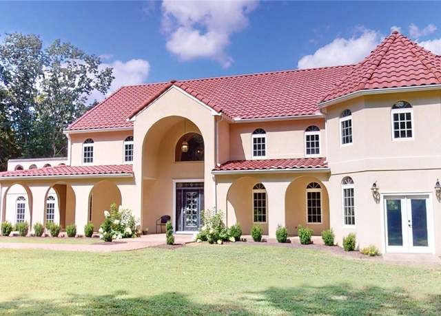 Property at 12095 Victoria Hills Rd, Hanover, VA 23146, 5 beds, 3.5 baths