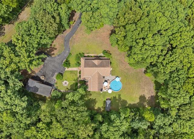 Property at 11080 Gould Hill Rd, Hanover, VA 23069, 5 beds, 3.5 baths
