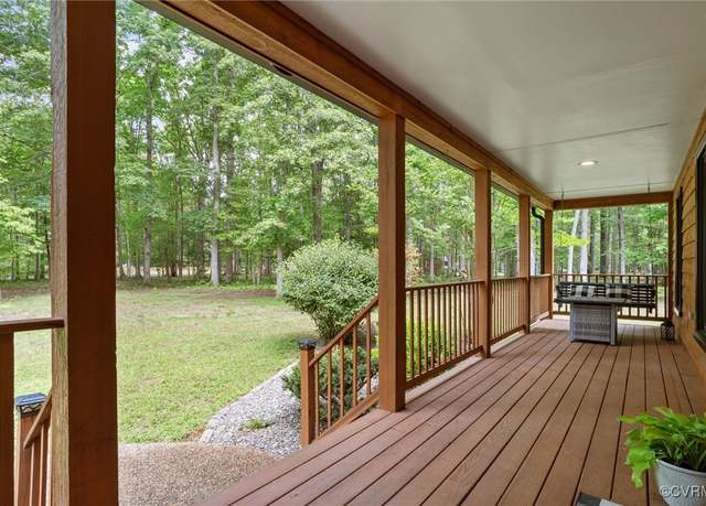 Property at 11080 Gould Hill Rd, Hanover, VA 23069, 5 beds, 3.5 baths