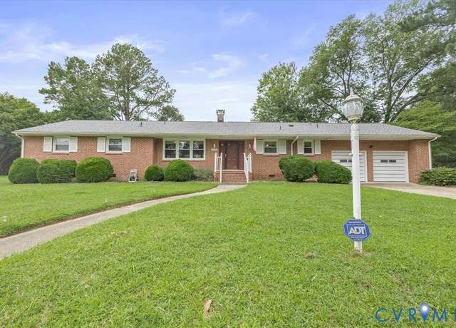 Property at 1012 Lakewood Dr, Colonial Heights, VA 23834, 3 beds, 2.5 baths