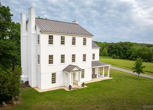 Property at 3276 Buckingham Springs Rd, Dillwyn, VA 23936, 6 beds, 4 baths