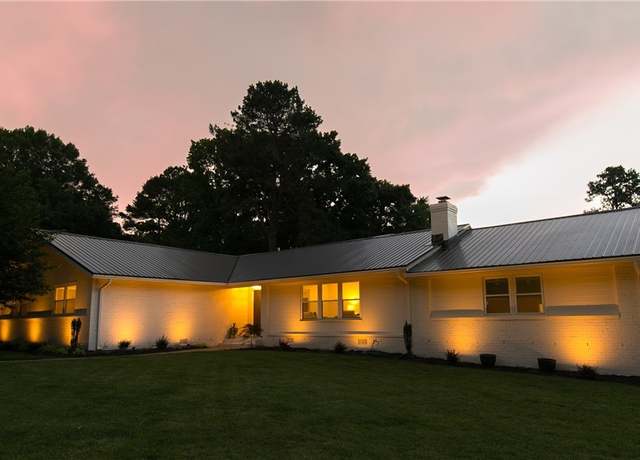 Property at 9500 Carterwood Rd, Henrico, VA 23229, 4 beds, 3 baths