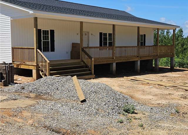 Property at 170 Barter Hill Rd, Cumberland, VA 23040, 3 beds, 2 baths