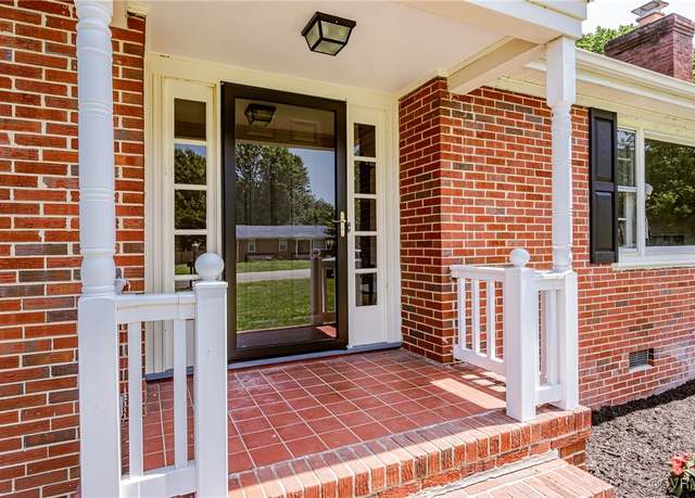 Property at 8219 Tarkington Dr, Richmond, VA 23227, 3 beds, 1.5 baths