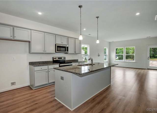 Property at 3841 Kinalin Ln, Richmond, VA 23234, 3 beds, 2 baths