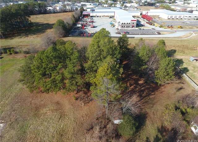 Property at 9646 Sliding Hill Rd, Ashland, VA 23005