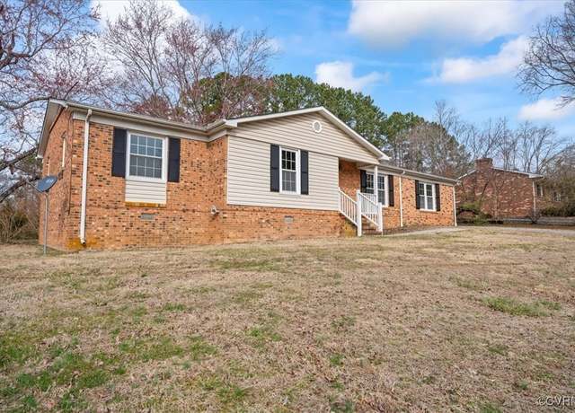 Property at 105 Thomas Cir, Farmville, VA 23901, 3 beds, 2 baths