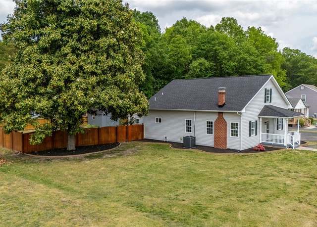 Property at 1808 Francis Rd, Glen Allen, VA 23059, 4 beds, 3 baths