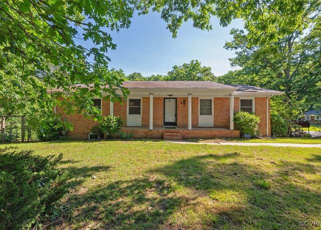 Property at 4900 Par Dr, Chester, VA 23831, 3 beds, 2.5 baths