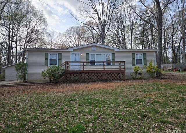 Property at 10800 Wincheser Dr, Amelia Courthouse, VA 23002, 3 beds, 2 baths