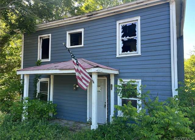 Property at 5913 Old Buckingham Rd, Powhatan, VA 23139, 4 beds, 1.5 baths