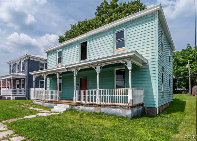 Property at 209 E Virginia Ave, Crewe, VA 23930, 4 beds
