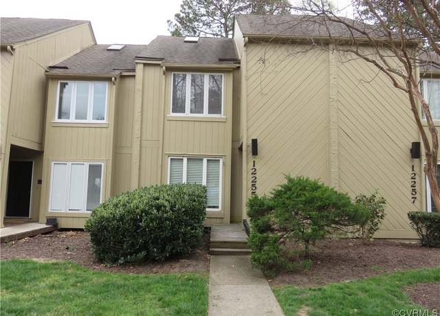 Property at 12255 Shore View Dr, Henrico, VA 23233, 3 beds, 3.5 baths