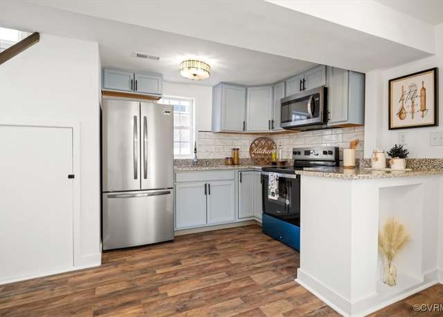 Property at 127 S Little Church St, Petersburg, VA 23803, 3 beds, 2 baths