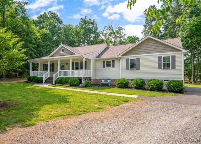 Property at 8260 Smacks Run Creek Ln, Amelia, VA 23002, 4 beds, 2 baths