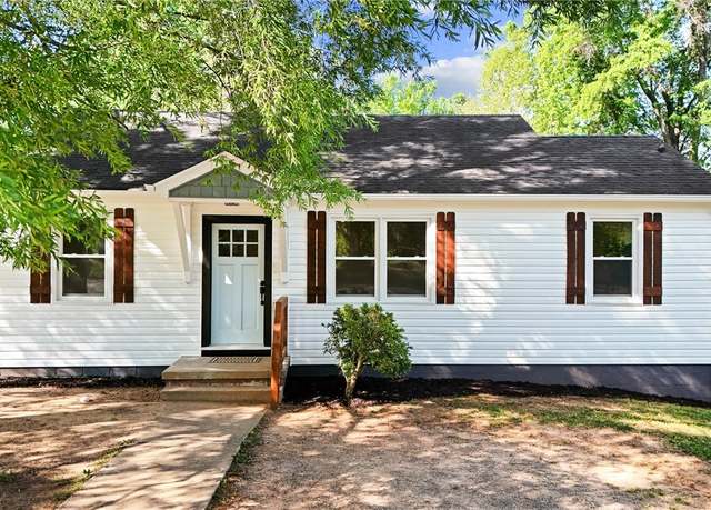 Property at 605 Longwood Ave, Farmville, VA 23901, 3 beds, 1 bath
