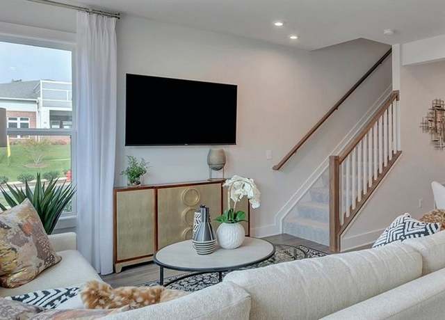 Property at 1021 N Lombardy St Unit A, Richmond, VA 23220, 3 beds, 2.5 baths