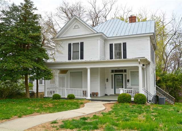 Property at 900 High St, Farmville, VA 23901, 3 beds, 2 baths