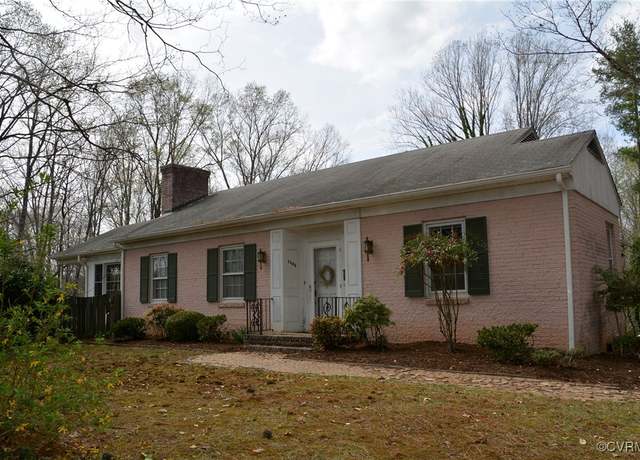 Property at 1104 High St, Farmville, VA 23901, 3 beds, 3 baths