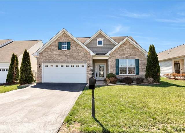 Property at 7790 W Lord Botetourt Loop, New Kent, VA 23124, 3 beds, 2 baths