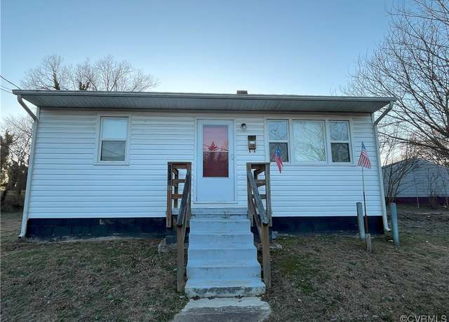 Property at 1014 Jefferson Ln, Petersburg, VA 23803, 2 beds, 1 bath