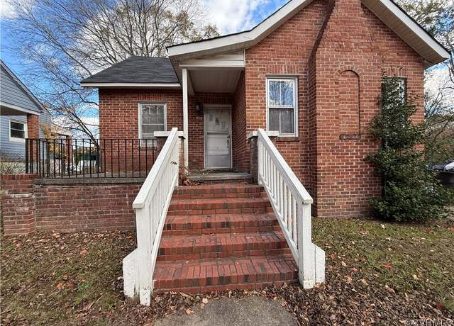 Property at 275 Low Ground Rd, Emporia, VA 23847, 4 beds, 1 bath