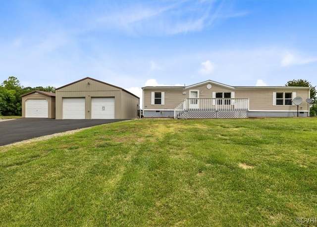 Property at 18840 Poor House Rd, Amelia, VA 23002, 4 beds, 2 baths