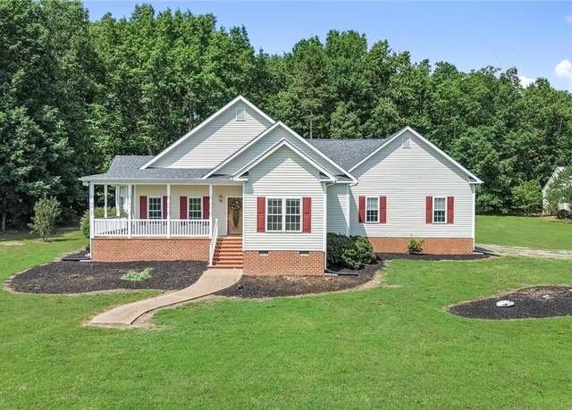 Property at 6125 Trinity Church Rd, Dinwiddie, VA 23833, 3 beds, 3 baths