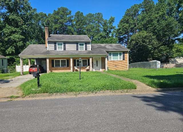 Property at 802 Smithfield Ave, Hopewell, VA 23860, 4 beds, 2 baths