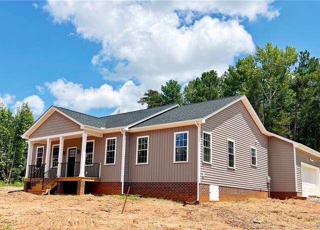 Property at 10251 Epps Ln, Amelia Courthouse, VA 23002, 3 beds, 2 baths