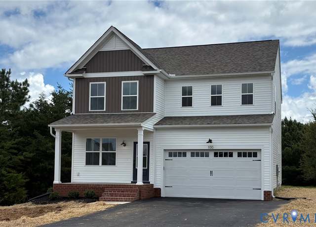 Property at 100 Pine Ridge Ln, Farmville, VA 23901, 4 beds, 2.5 baths