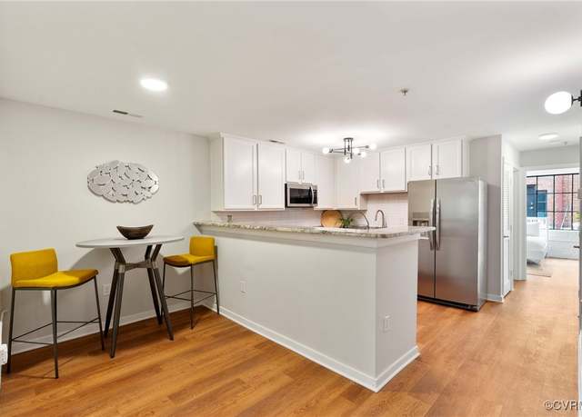 Property at 1716 Summit Ave #16, Richmond, VA 23230, 3 beds, 2 baths