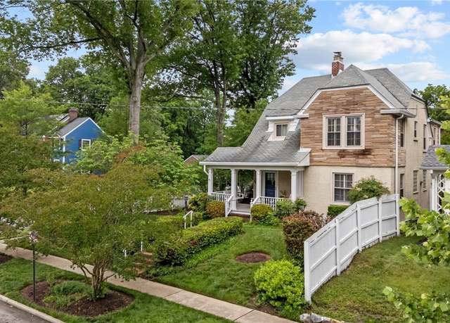 Property at 1520 Bellevue Ave, Richmond, VA 23227, 3 beds, 2.5 baths