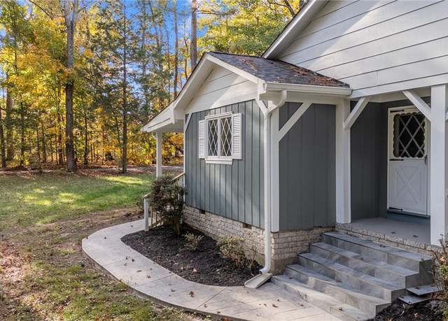Property at 4560 E Williamsburg Rd, Sandston, VA 23150, 4 beds, 2 baths
