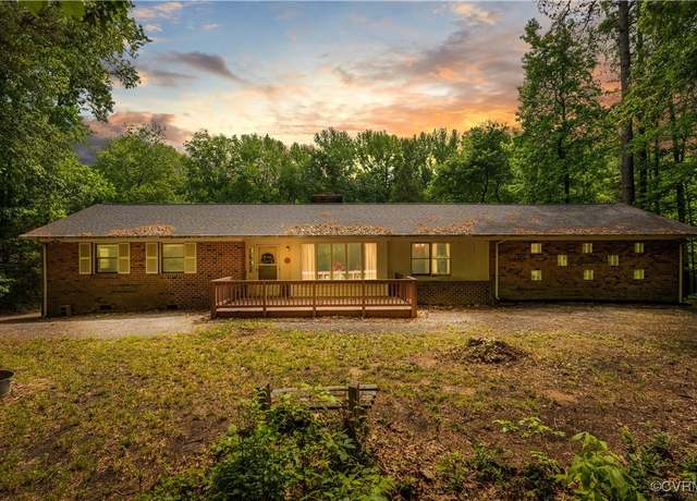 Property at 2601 Squirrel Level Rd, Petersburg, VA 23805, 3 beds, 2.5 baths