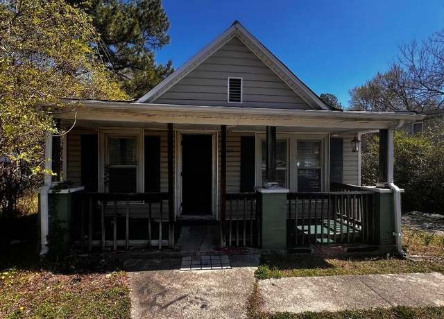 Property at 1105 Arlington Rd, Hopewell, VA 23860, 3 beds, 1 bath